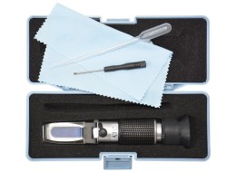 Refractómetro universal para concentrados de frutas (zumos, jarabes, mermeladas, etc.) AT 32 SIXTOL