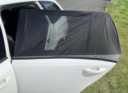 Parasol para ventana lateral del coche / funda para puerta CAR SUNSHADE SET 2, talla M, 2 unidades